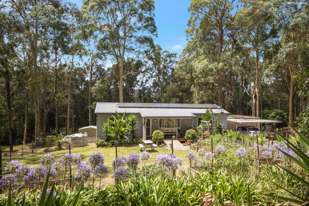 30 Burri Palm Way, Surfside, NSW 2536