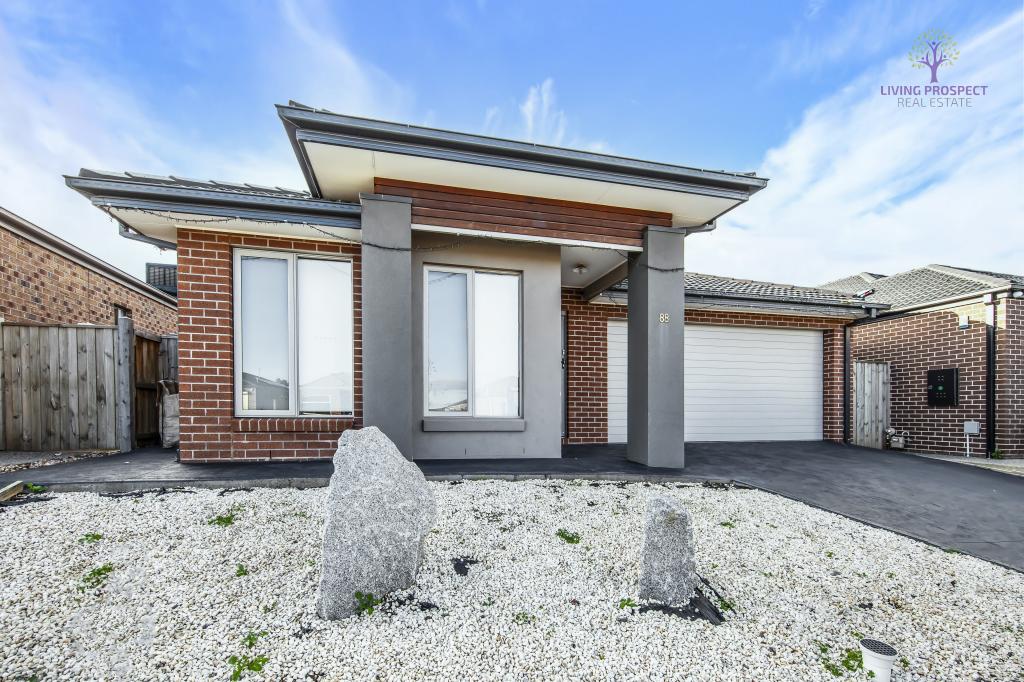 88 CLARET ASH BVD, MELTON WEST, VIC 3337