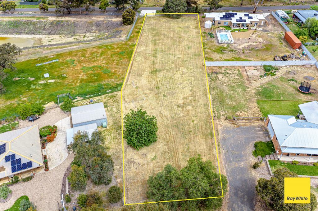 35 Raglan Pl E, Axedale, VIC 3551