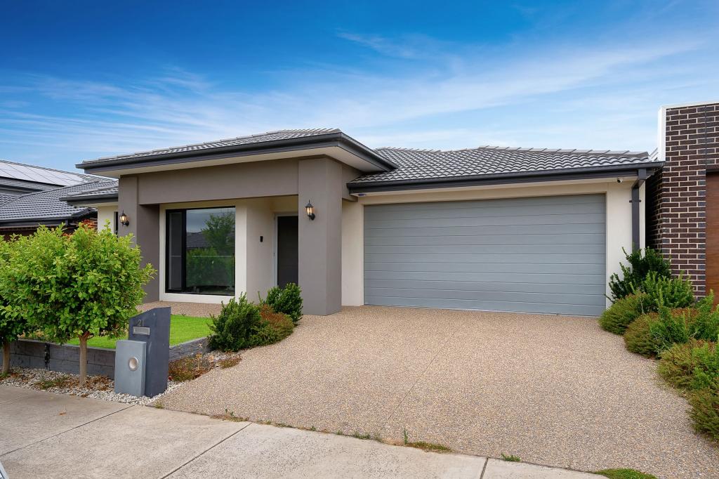 21 Eiger St, Clyde North, VIC 3978