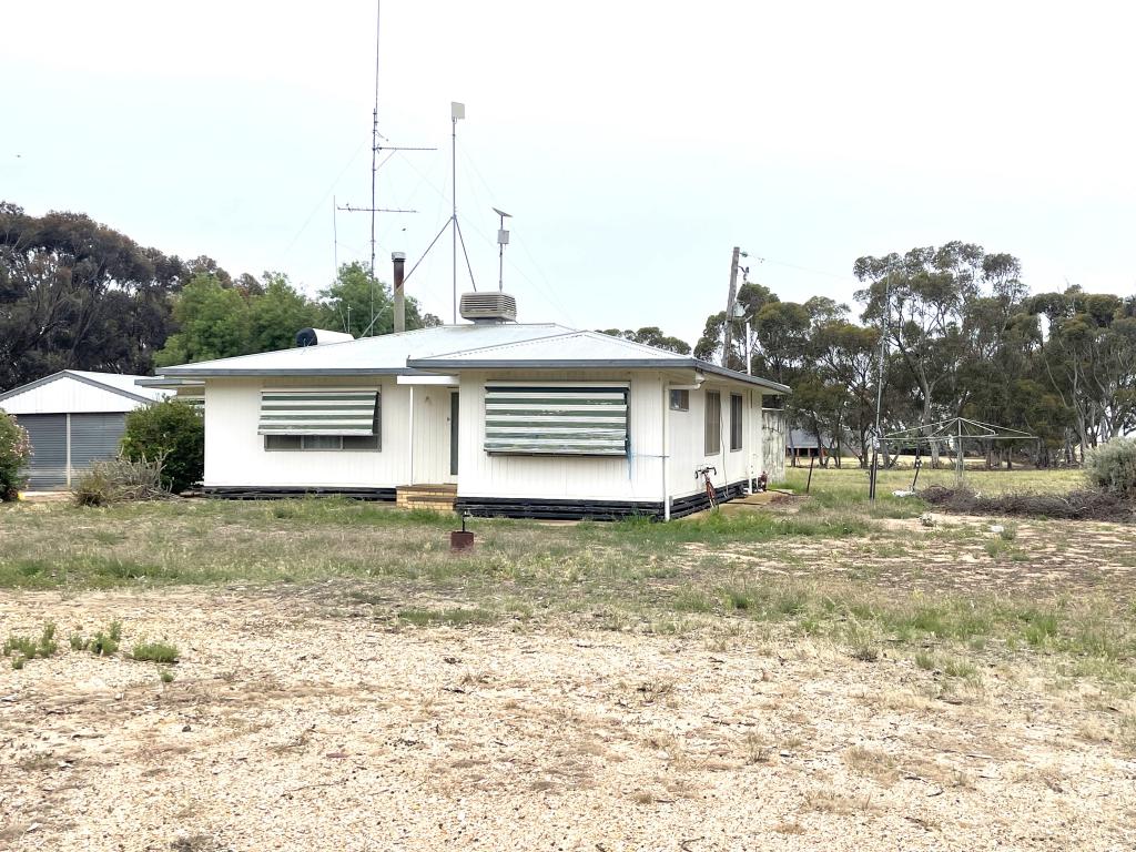 150 TROTTER RD, RICH AVON WEST, VIC 3480