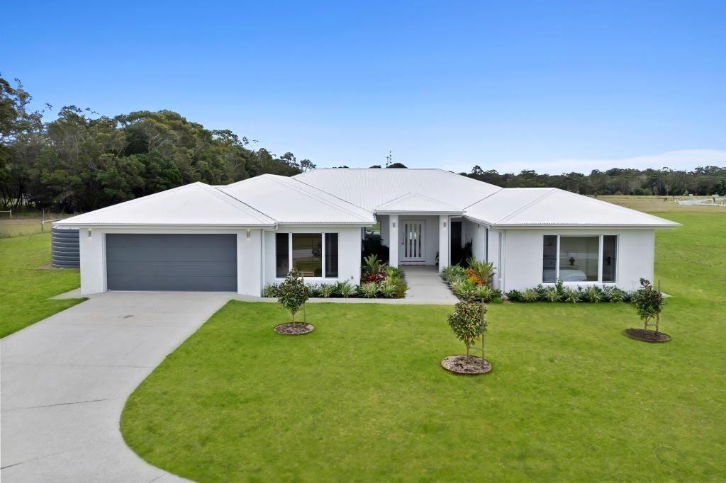 22 River Lily Ct, Cooroibah, QLD 4565