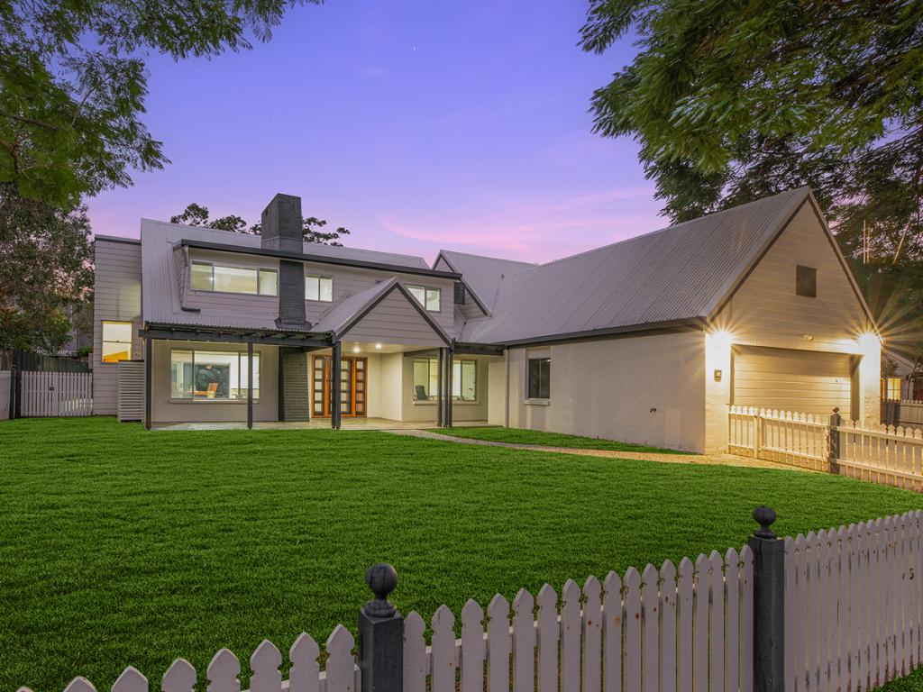 39 Donatello St, Fig Tree Pocket, QLD 4069