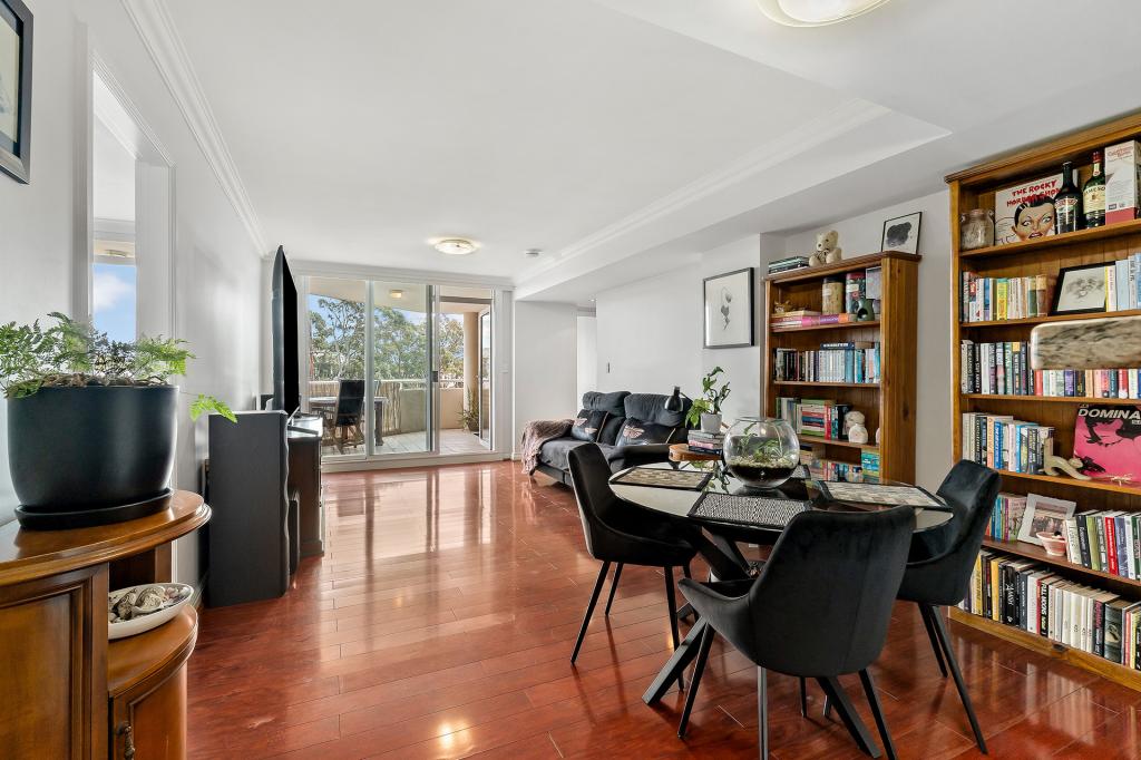 28/2 Pound Rd, Hornsby, NSW 2077