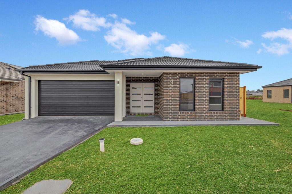 84 Vivaldi Dr, Junction Village, VIC 3977