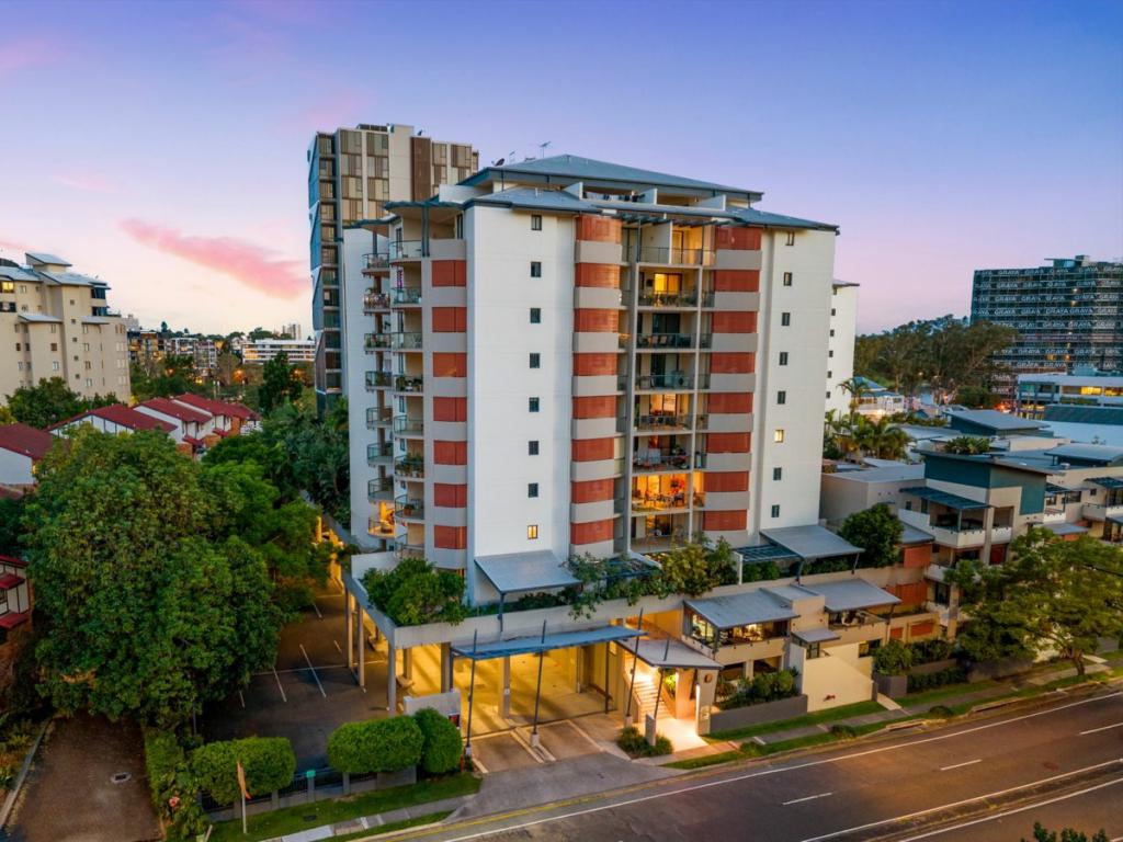 124/7 Land St, Toowong, QLD 4066