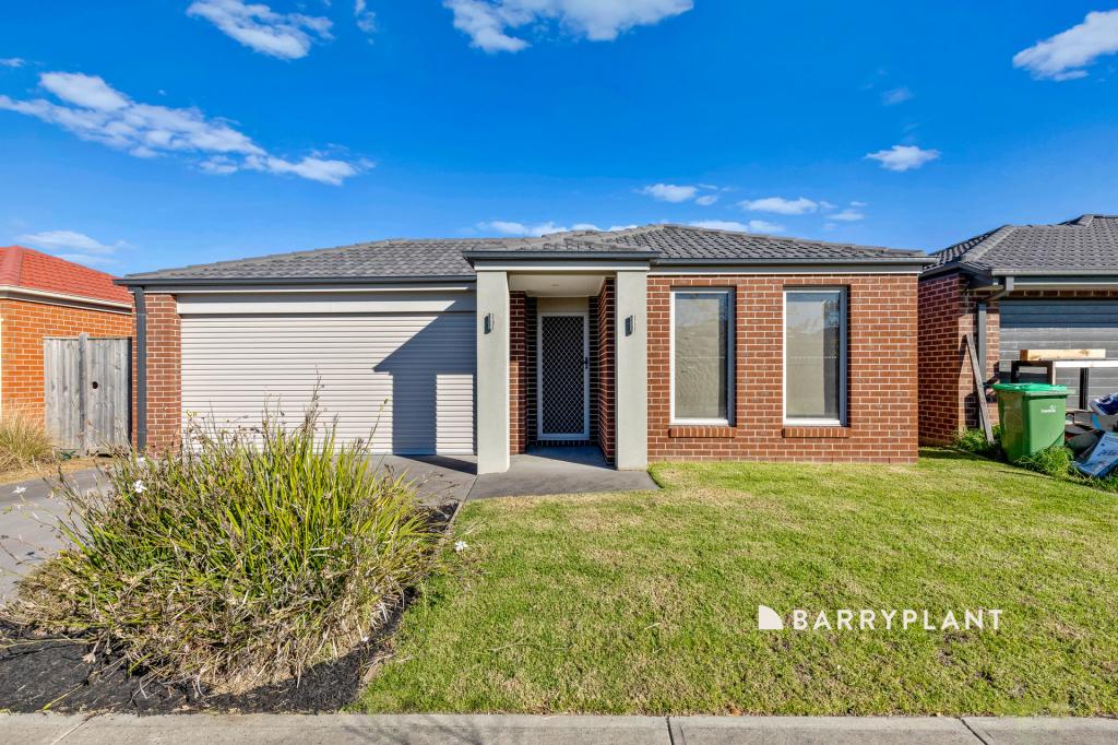 23 COPPER BEECH RD, BEACONSFIELD, VIC 3807