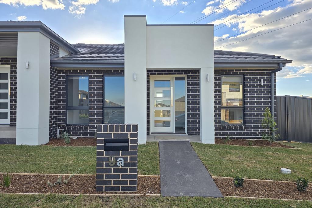 9A MALMSBURY ST, GRANTHAM FARM, NSW 2765