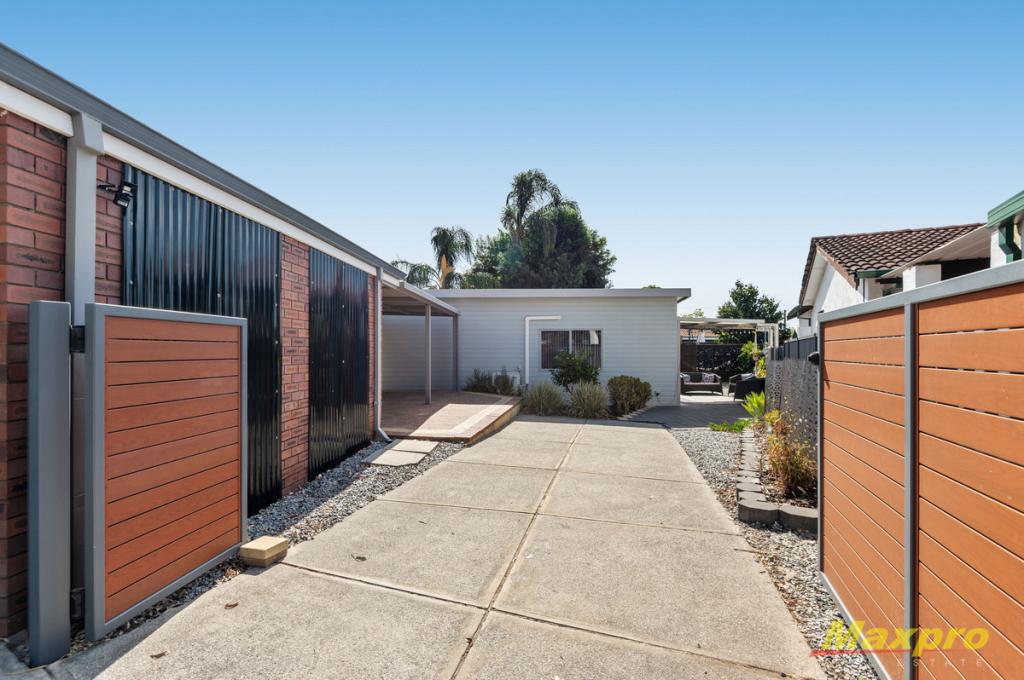17a Serrata Cres, Ferndale, WA 6148