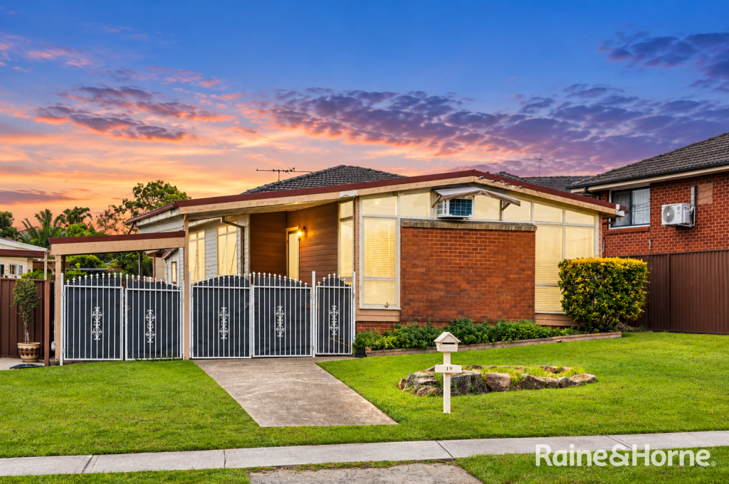 19 Rutherford St, Blacktown, NSW 2148