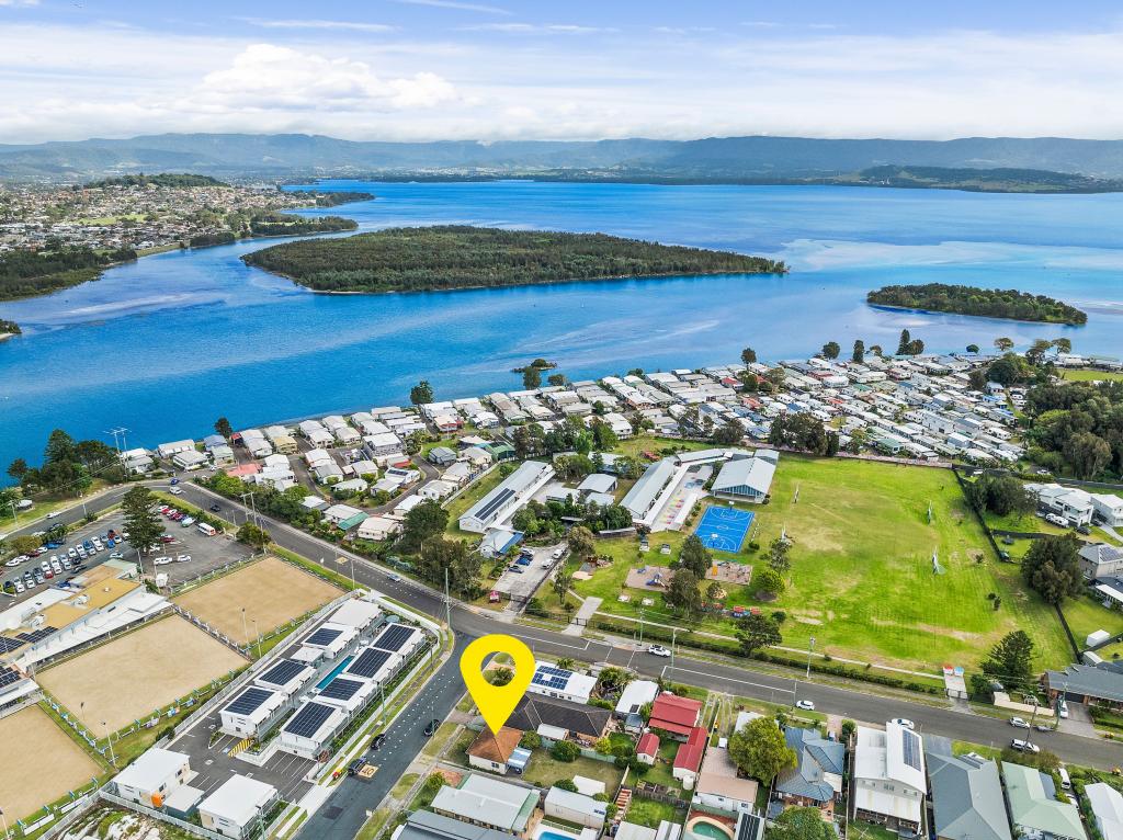 12 Cedar Ave, Windang, NSW 2528