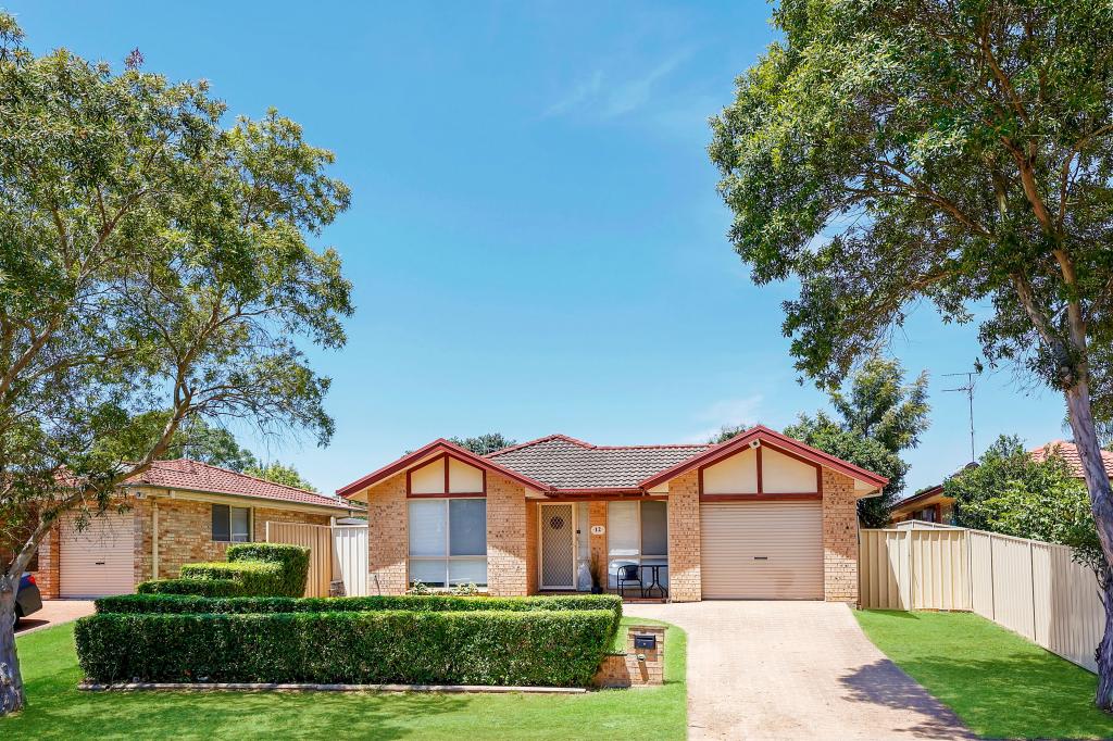 12 Oriole St, Glenmore Park, NSW 2745