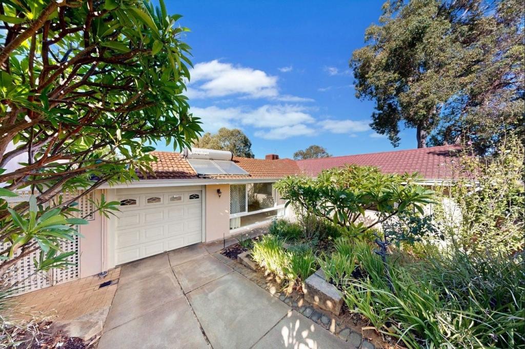 16 March St, Gwelup, WA 6018