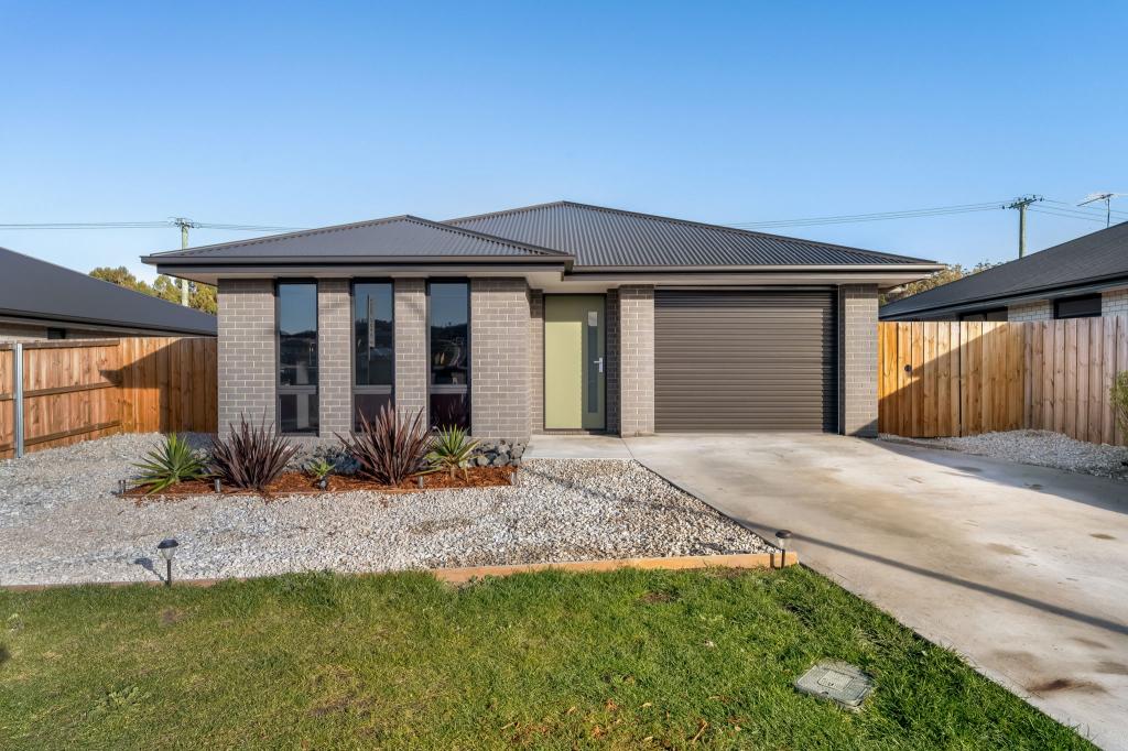 11 Hallett Dr, Rokeby, TAS 7019