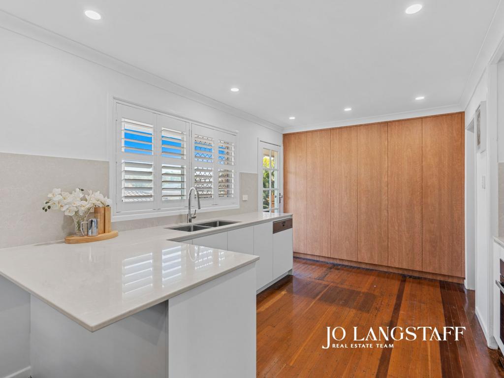 3 Kingussie St, Kenmore, QLD 4069