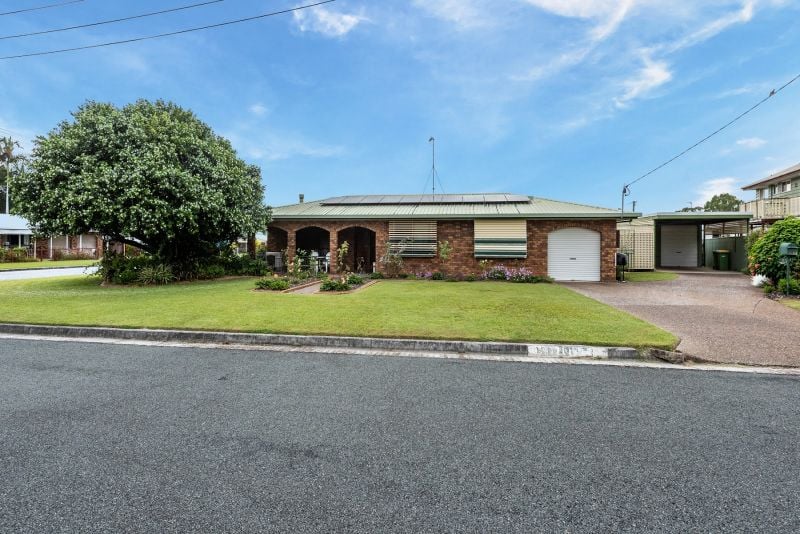 2 Barramundi St, Tin Can Bay, QLD 4580