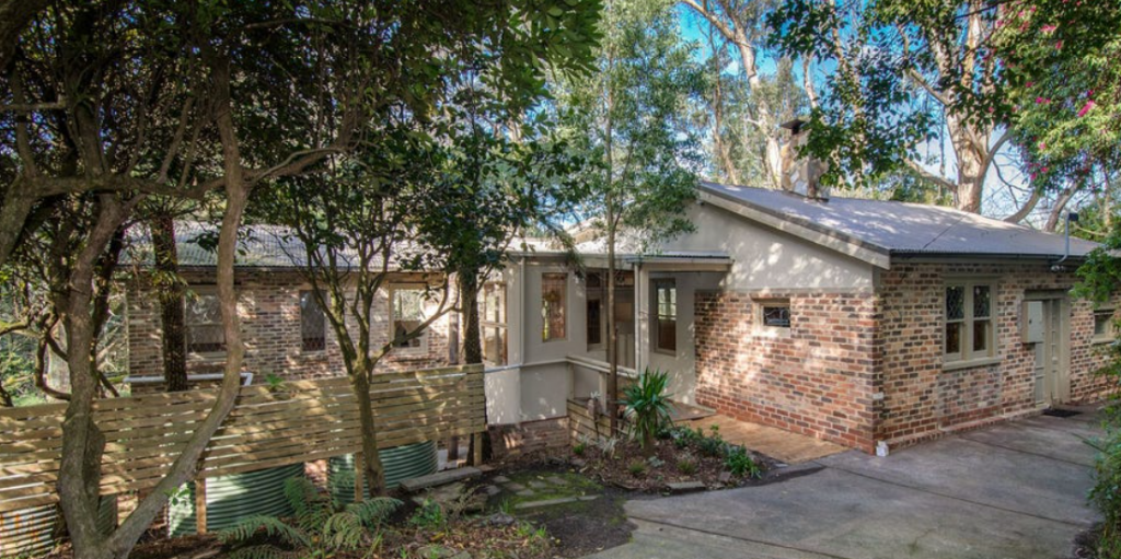 1 Warwick Farm Rd, Olinda, VIC 3788