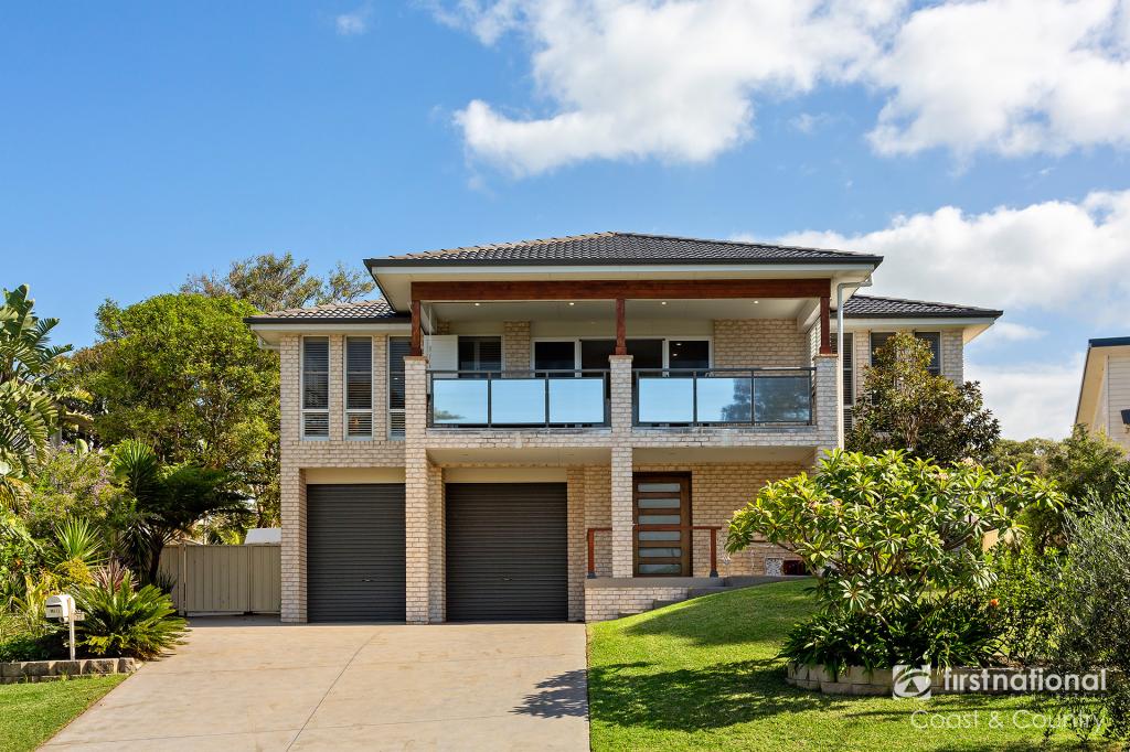 35 Bolt St, Shoalhaven Heads, NSW 2535