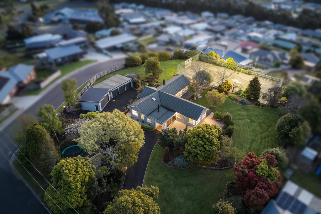 13a Surrey St, Devonport, TAS 7310