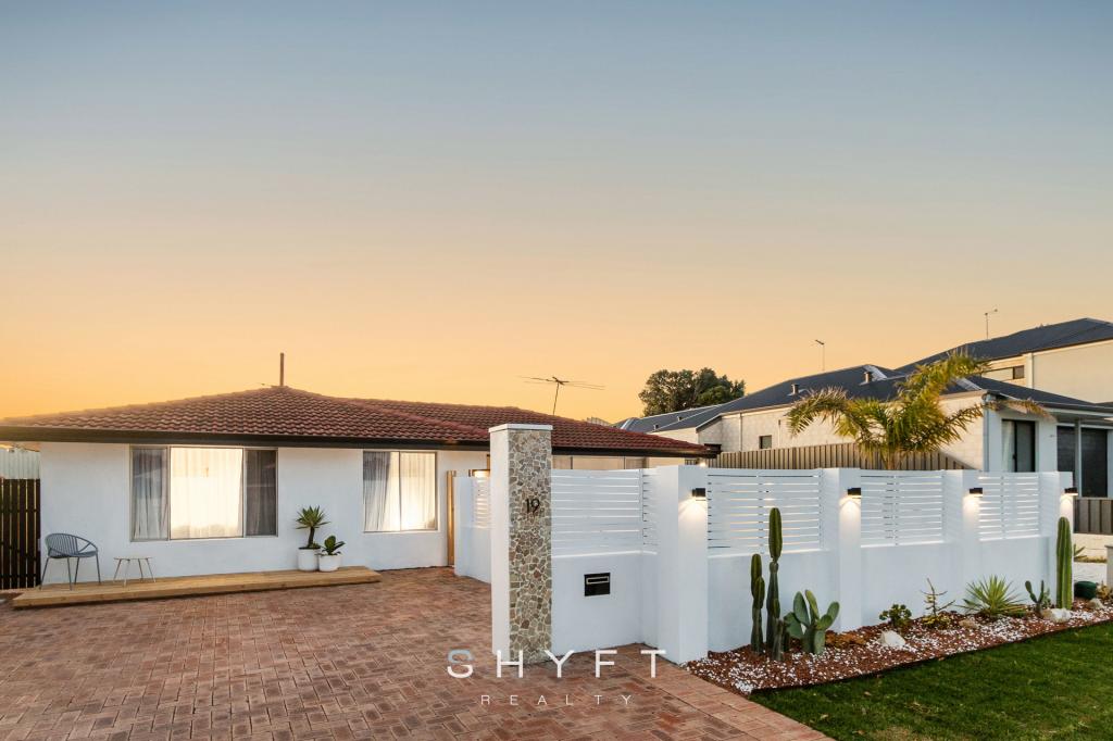 19 Fenellia Cres, Craigie, WA 6025