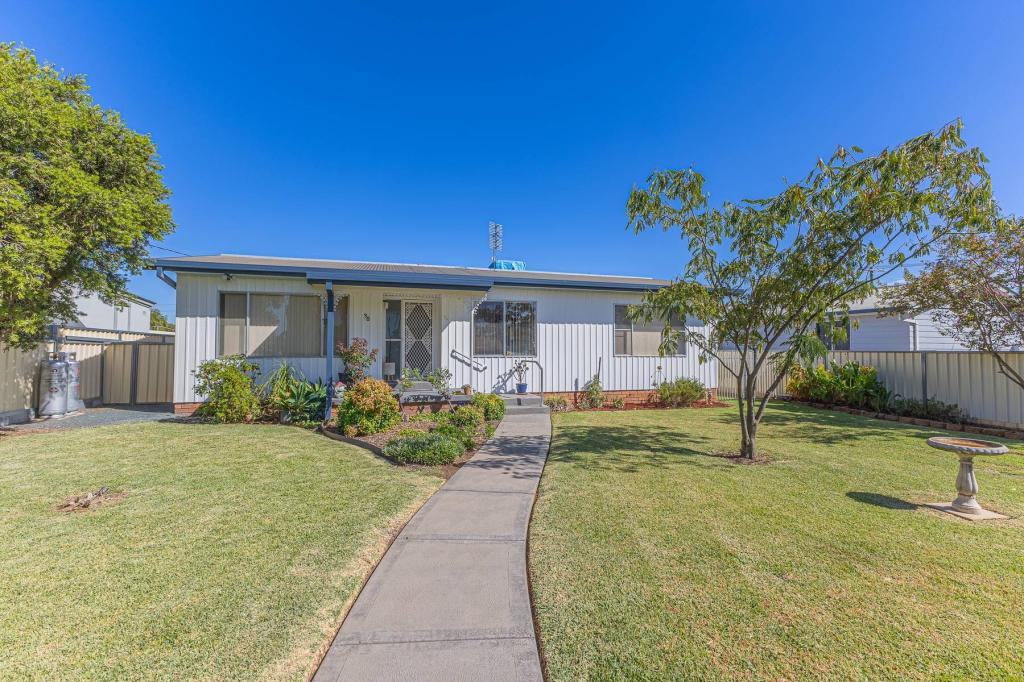 38 Station St, Parkes, NSW 2870