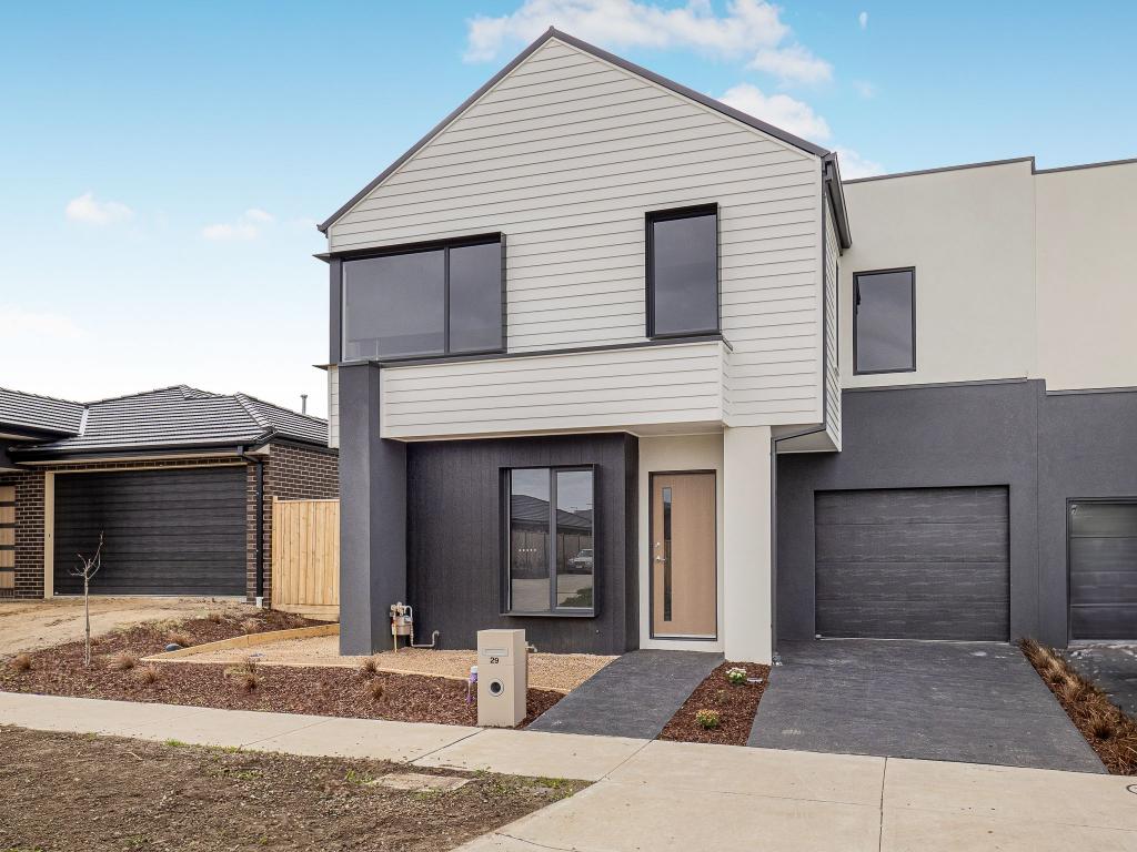 29 Patrobas Loop, Cranbourne East, VIC 3977