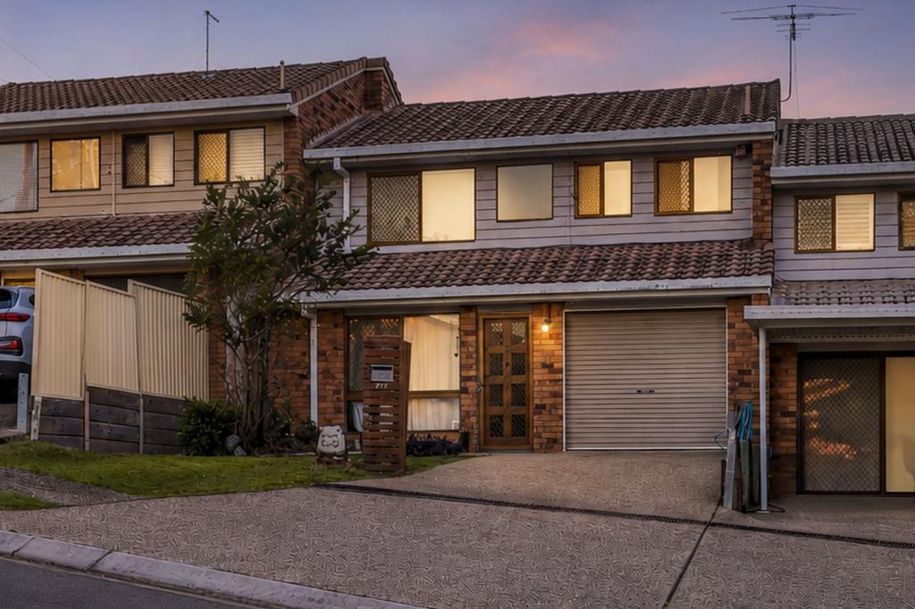 2/2 Delanty Ct, Edens Landing, QLD 4207