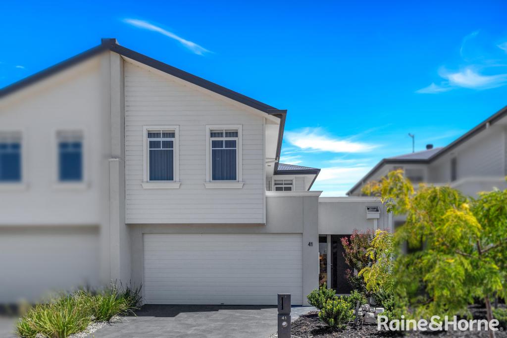 41 Bouquet Cct, Diggers Rest, VIC 3427