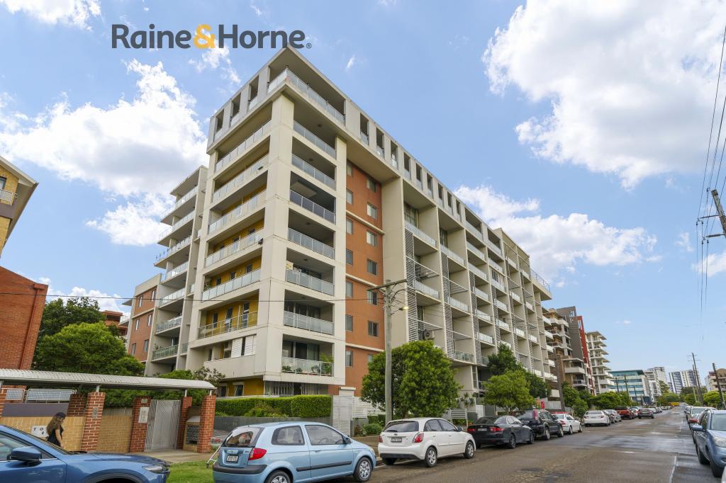 27/10-16 Castlereagh St, Liverpool, NSW 2170