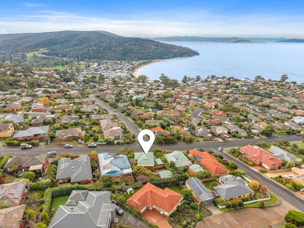 24 Jindabyne Rd, Kingston Beach, TAS 7050