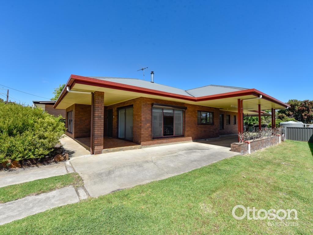 98 Jenkins Tce, Naracoorte, SA 5271