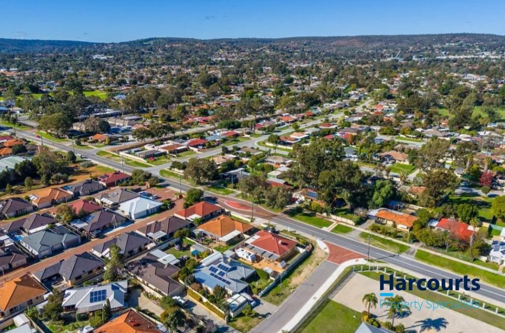 79 Braemore St, Seville Grove, WA 6112