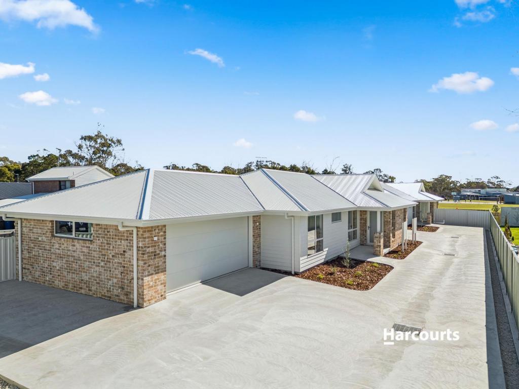 1 & 2/88 WILMOT ST, PORT SORELL, TAS 7307
