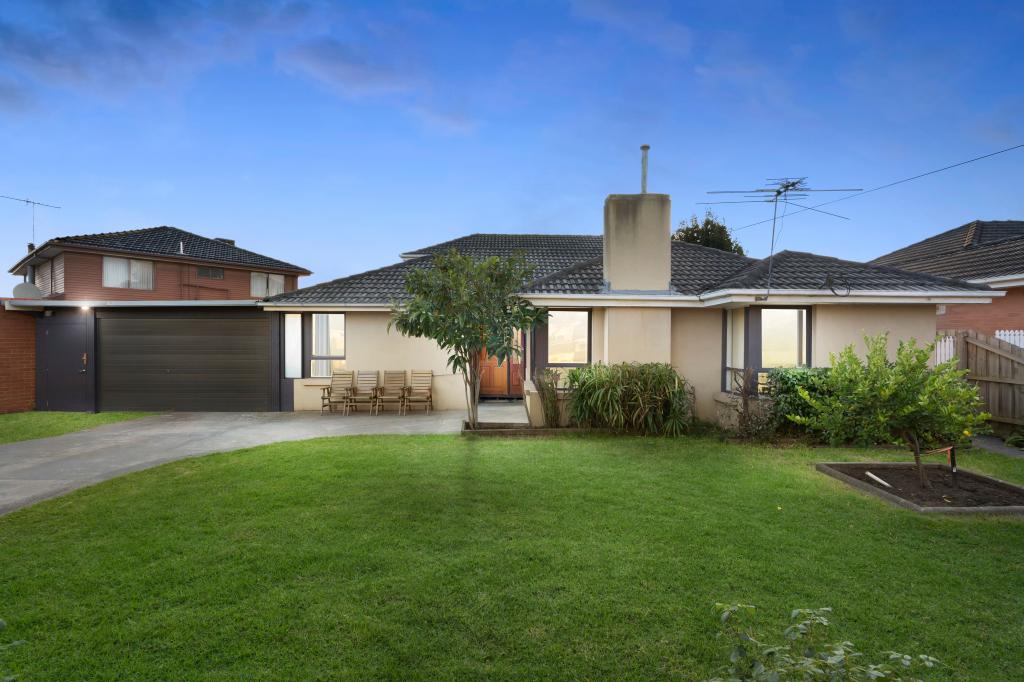 13 Henderson St, Reservoir, VIC 3073