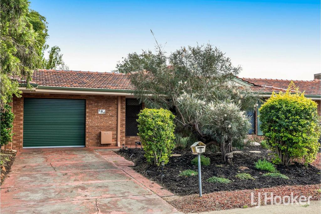 8 Station St, Gosnells, WA 6110