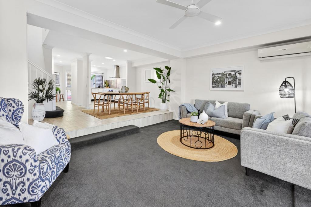 31/5 BRONBERG CT, SOUTHPORT, QLD 4215