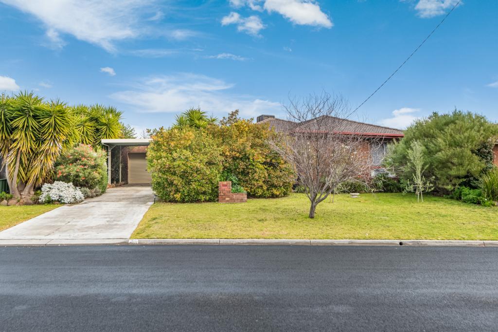 28 Thomas St, Kangaroo Flat, VIC 3555