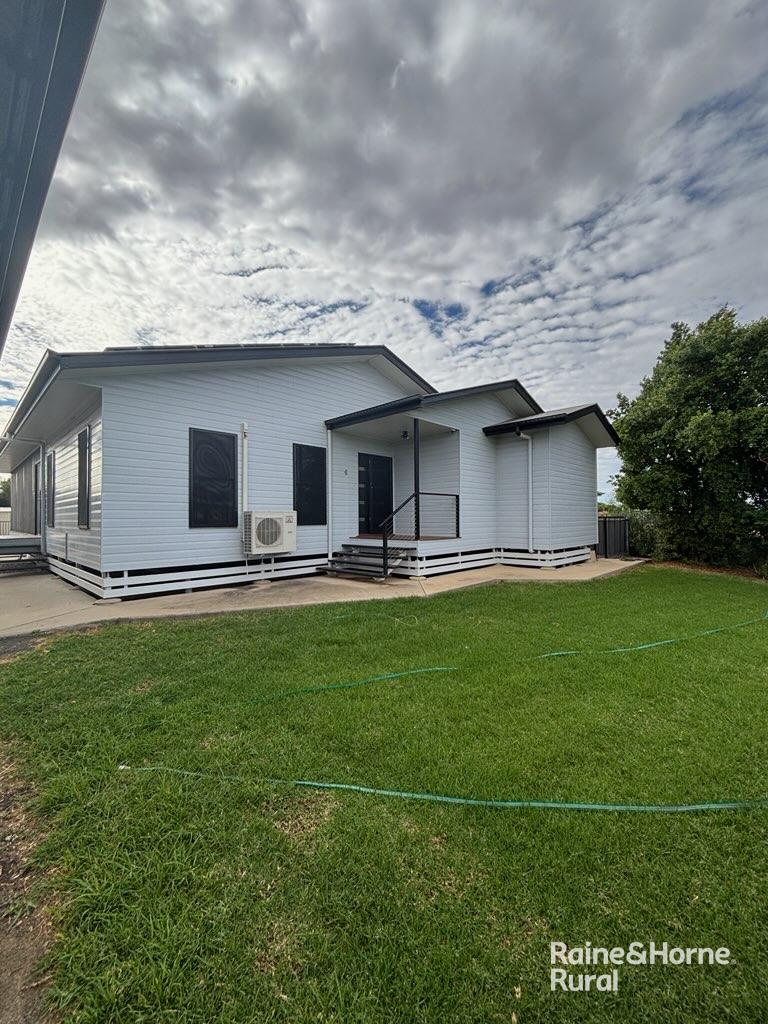6 Lockyer Cres, Roma, QLD 4455