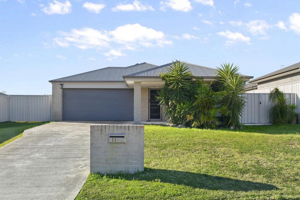33 Peachey Cct, Karuah, NSW 2324