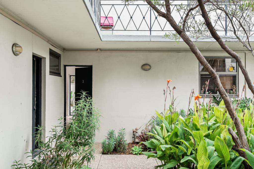 2/14 Hutton St, Thornbury, VIC 3071