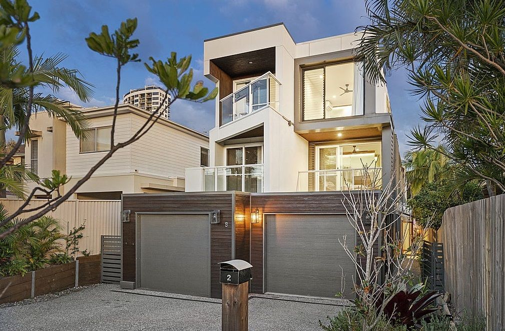 2/8 Second Ave, Palm Beach, QLD 4221