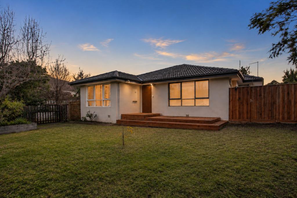 22 Laura Rd, Knoxfield, VIC 3180