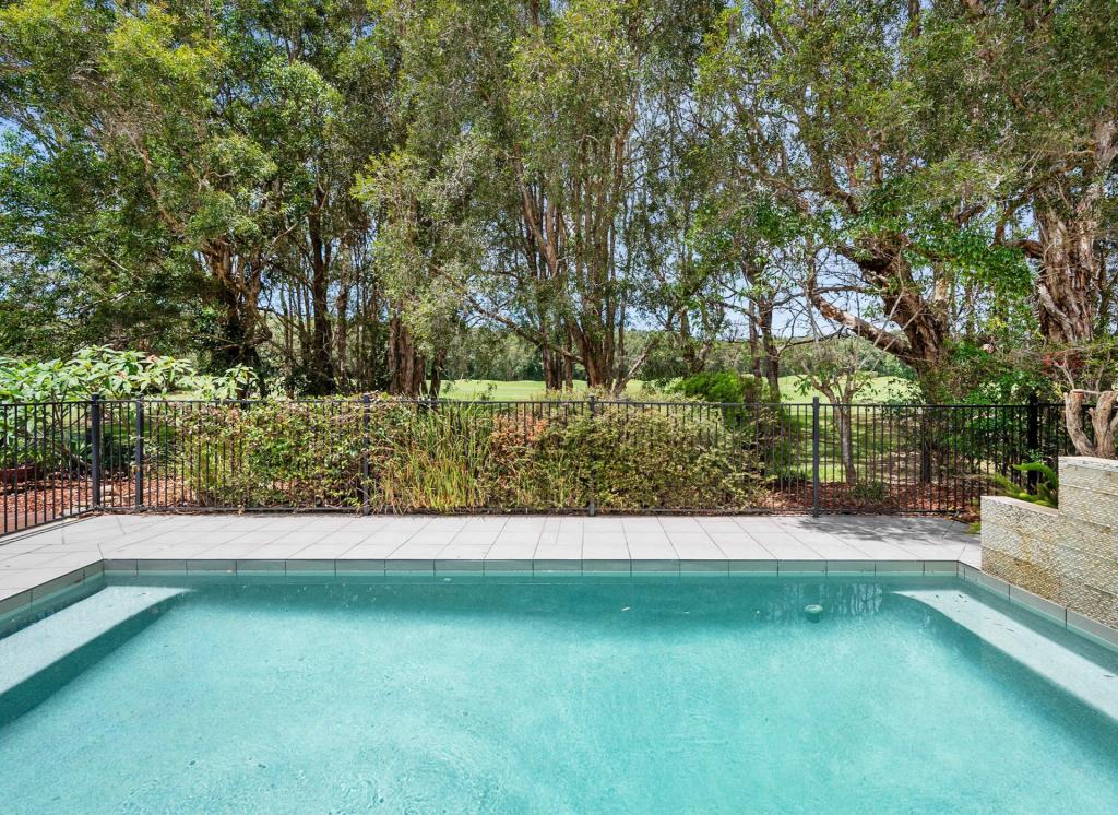 4 Pampling Pl, Twin Waters, QLD 4564