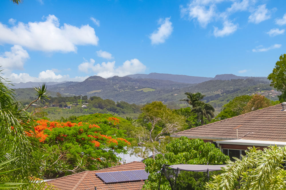 2/11 COOLABAH CT, BANORA POINT, NSW 2486