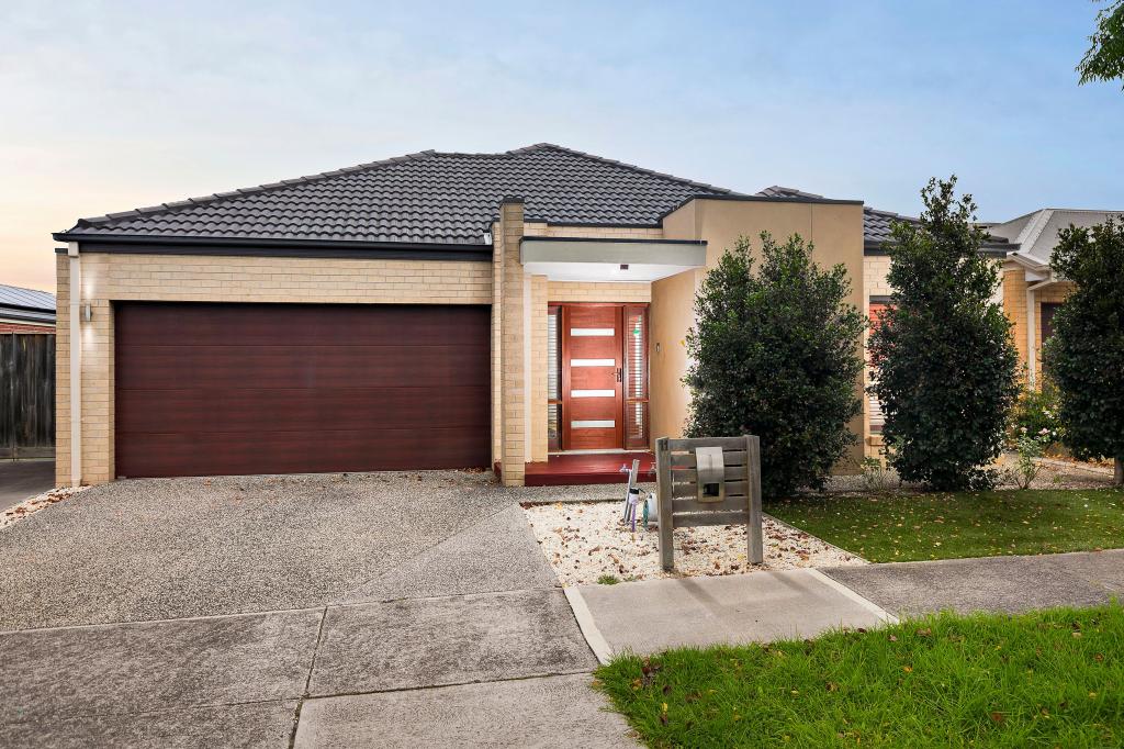 11 Scarlet Dr, Greenvale, VIC 3059