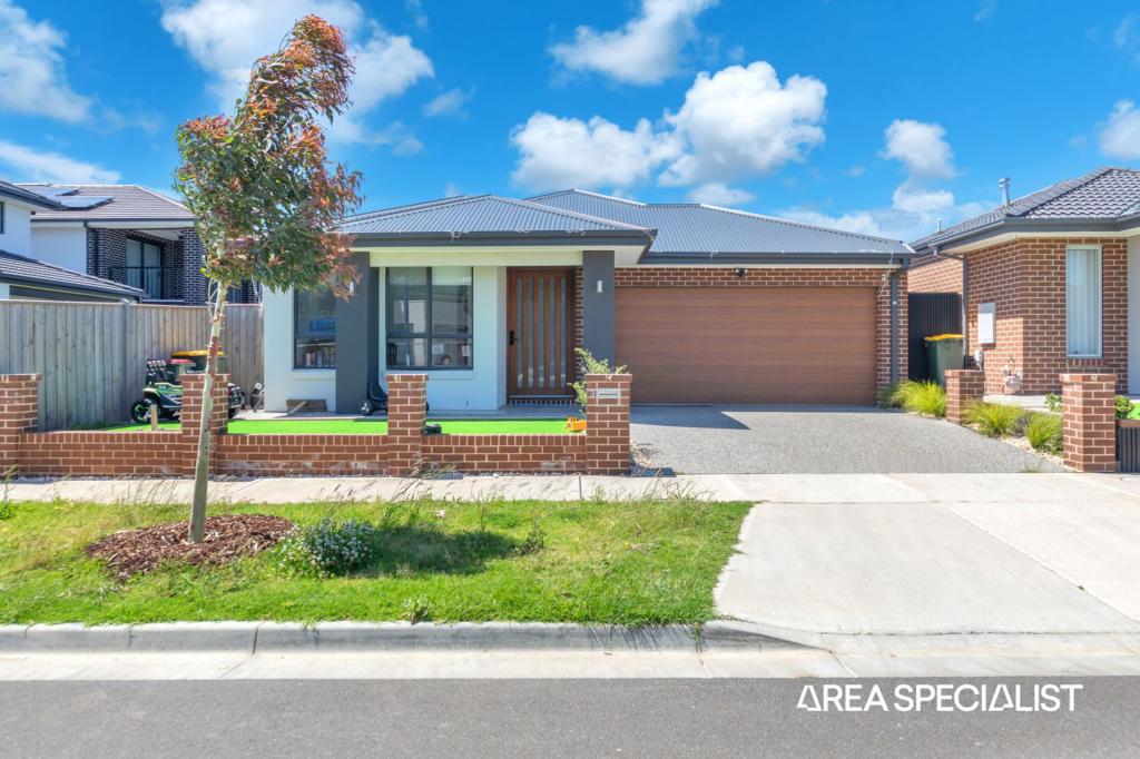 3 PIERO ST, CLYDE, VIC 3978