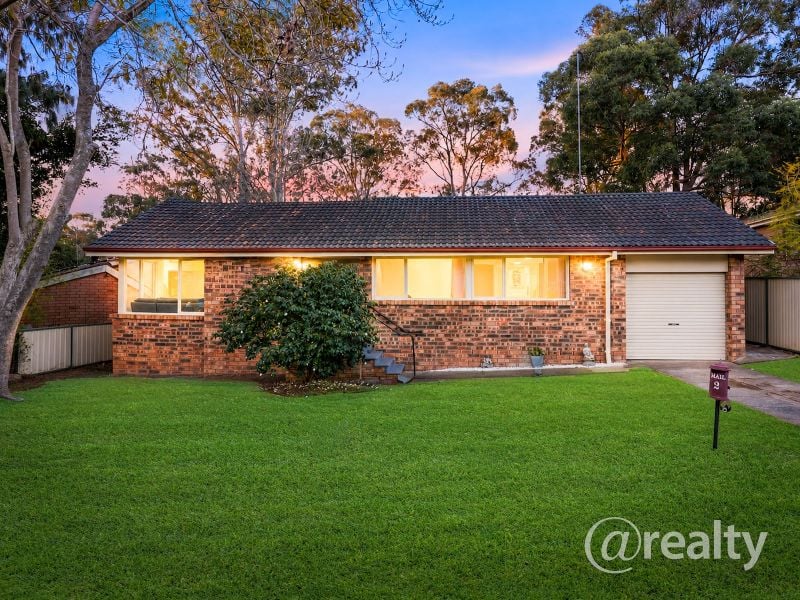 2 Bimbadeen Ave, Bradbury, NSW 2560