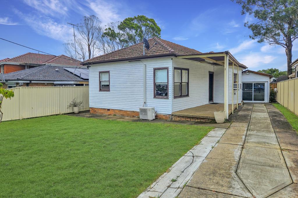 6 Birdwood Rd, Georges Hall, NSW 2198