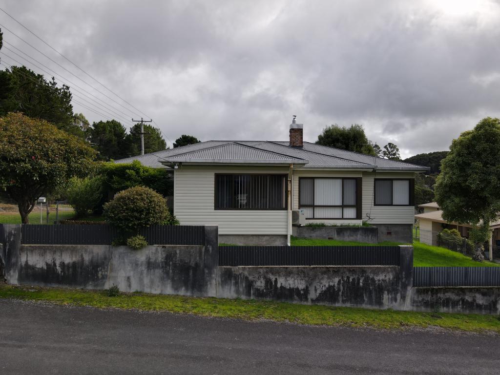 11 Bayley St, Zeehan, TAS 7469