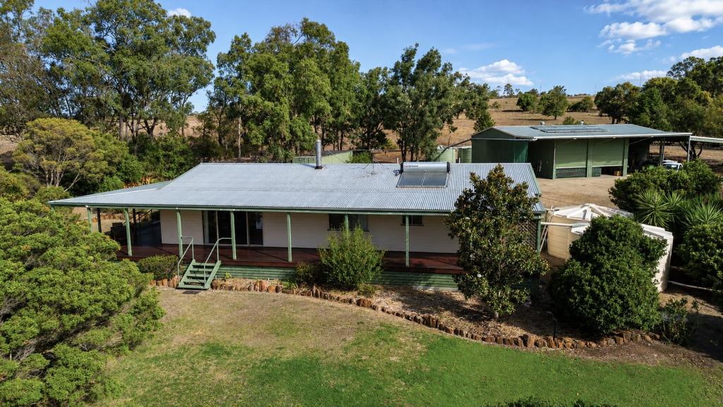 34 Warner St, Rosenthal Heights, QLD 4370